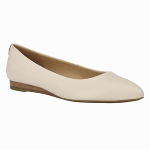 Nine West Ferdi 9x9 Pointy Toe Flats - White - Ireland (YN6943512)